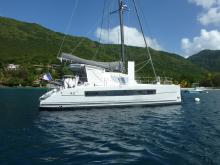  Catana 42 Owner version : Au mouillage en Martinique